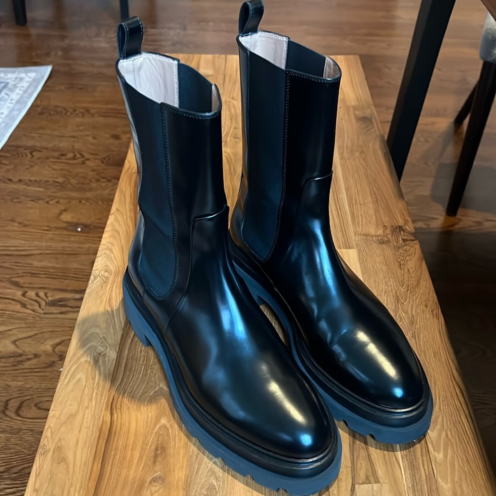 Santoni chunky leather ankle boots size 40/ US/7.5 in USA Men no box
